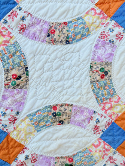 Colorful Double Wedding Ring Quilt
