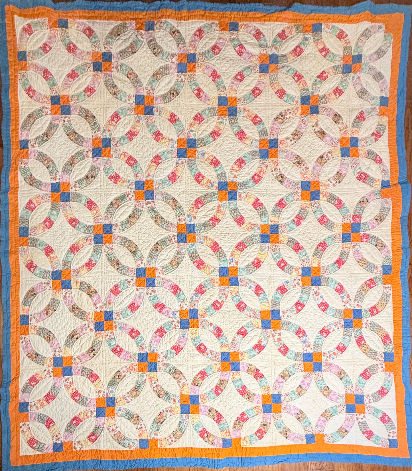 Colorful Double Wedding Ring Quilt