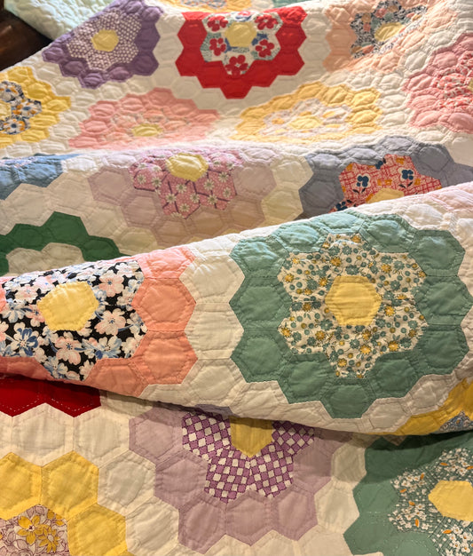 Sweet  Flower Garden Quilt with Border