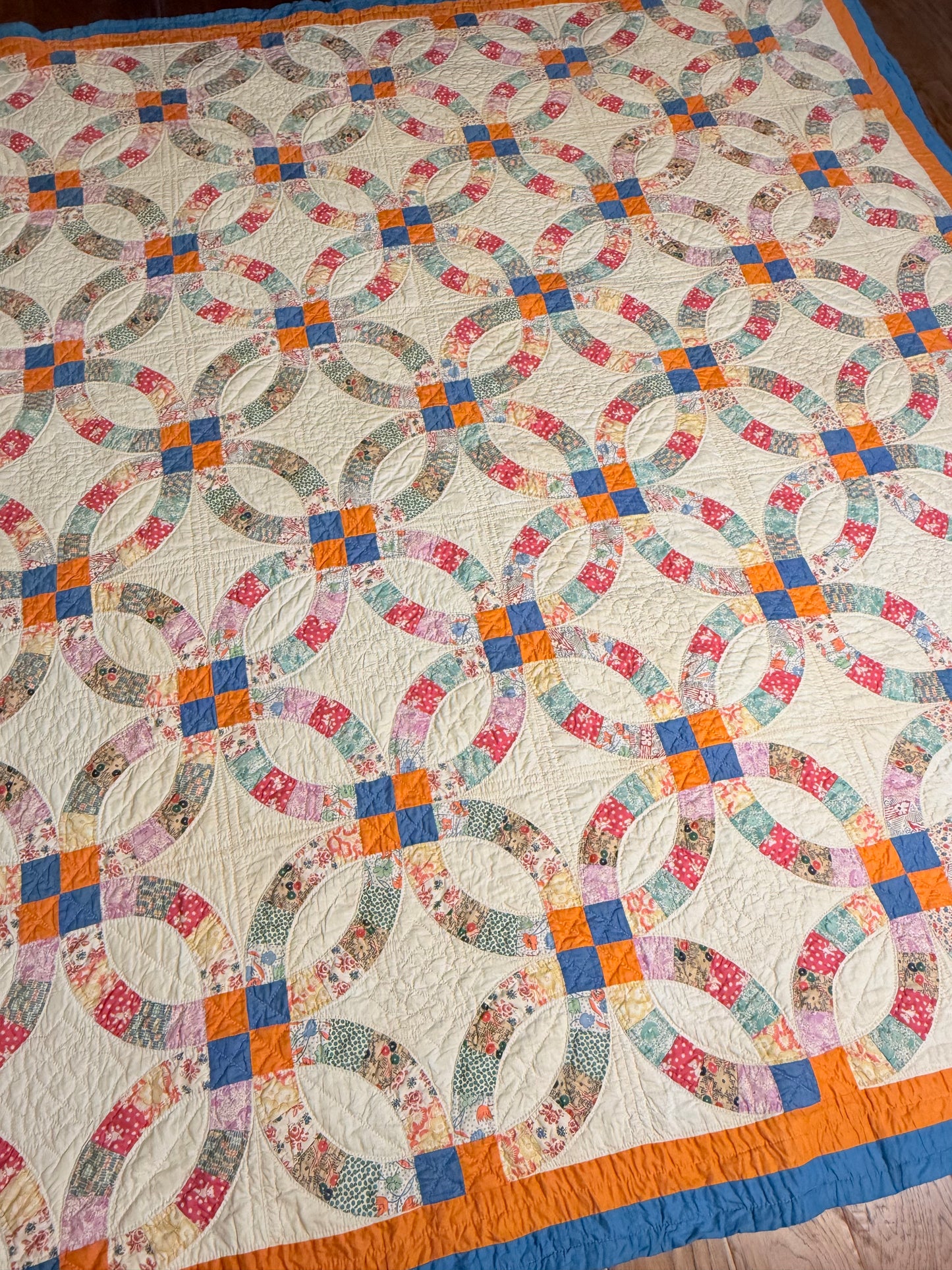 Colorful Double Wedding Ring Quilt
