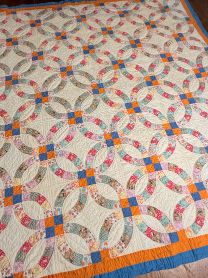 Colorful Double Wedding Ring Quilt