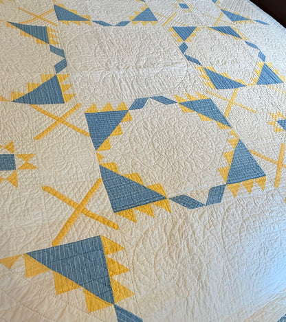 Fine Unique Feathered Stars with Mini Stars Quilt