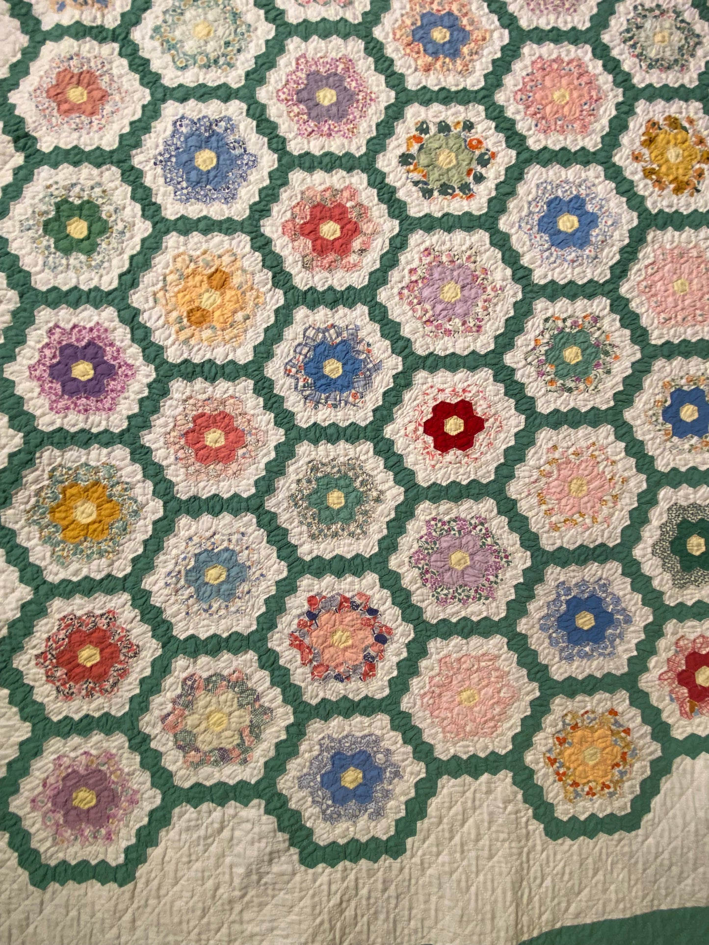 Flower Garden of Miniature Sized Hexagons Quilt