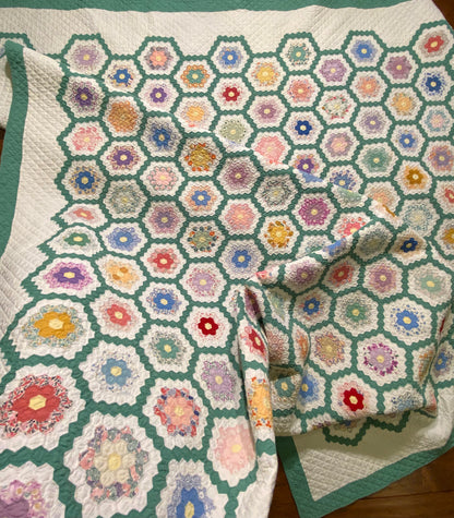 Flower Garden of Miniature Sized Hexagons Quilt