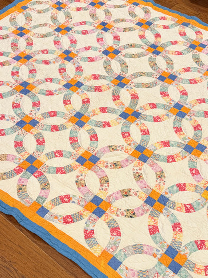Colorful Double Wedding Ring Quilt