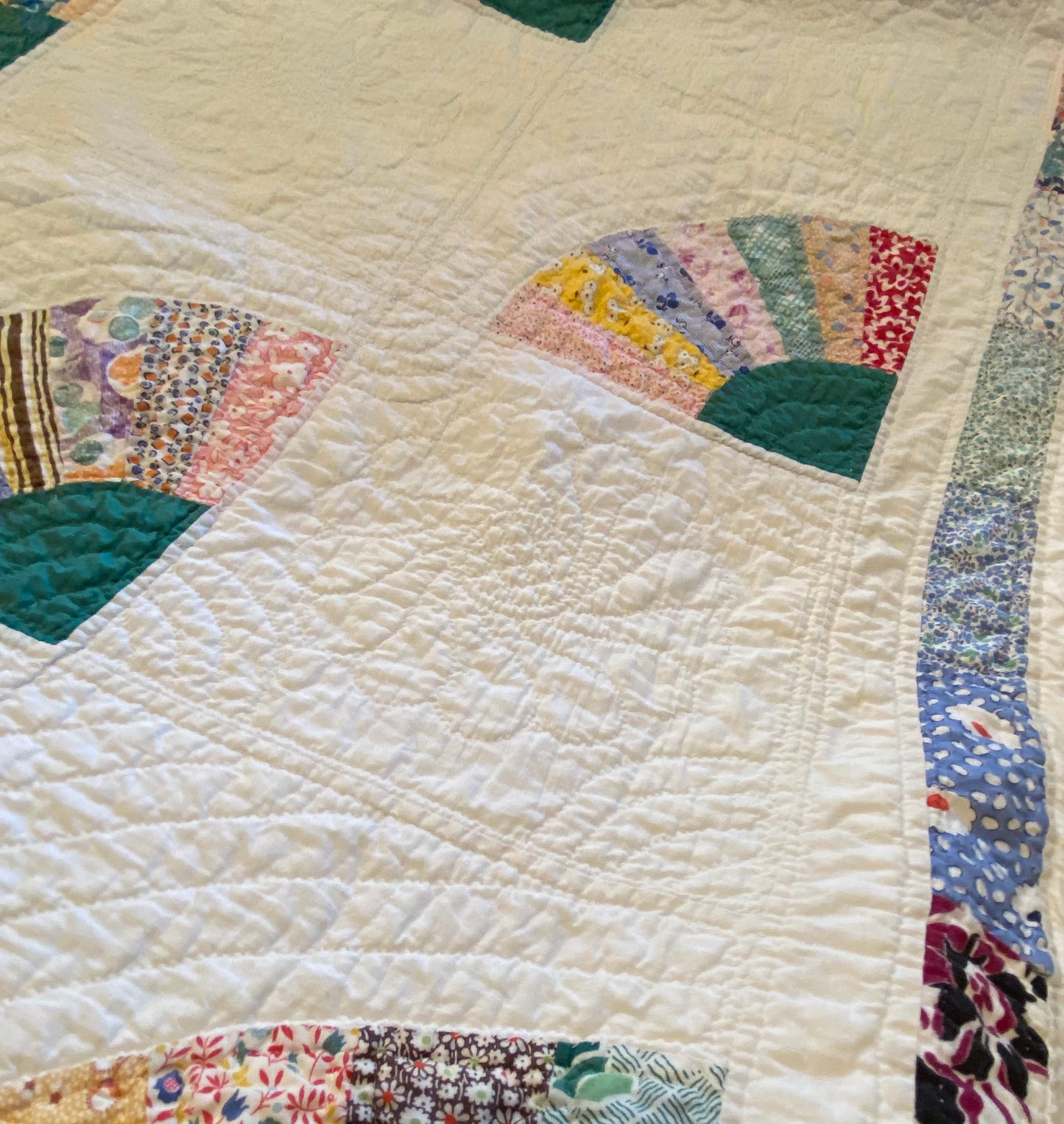 Grannies Fan Quilt with Strip Bar Colorful Border