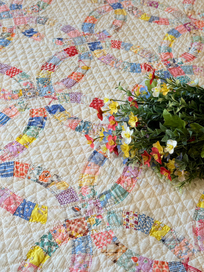 Small Scale Double Wedding Ring Quilt