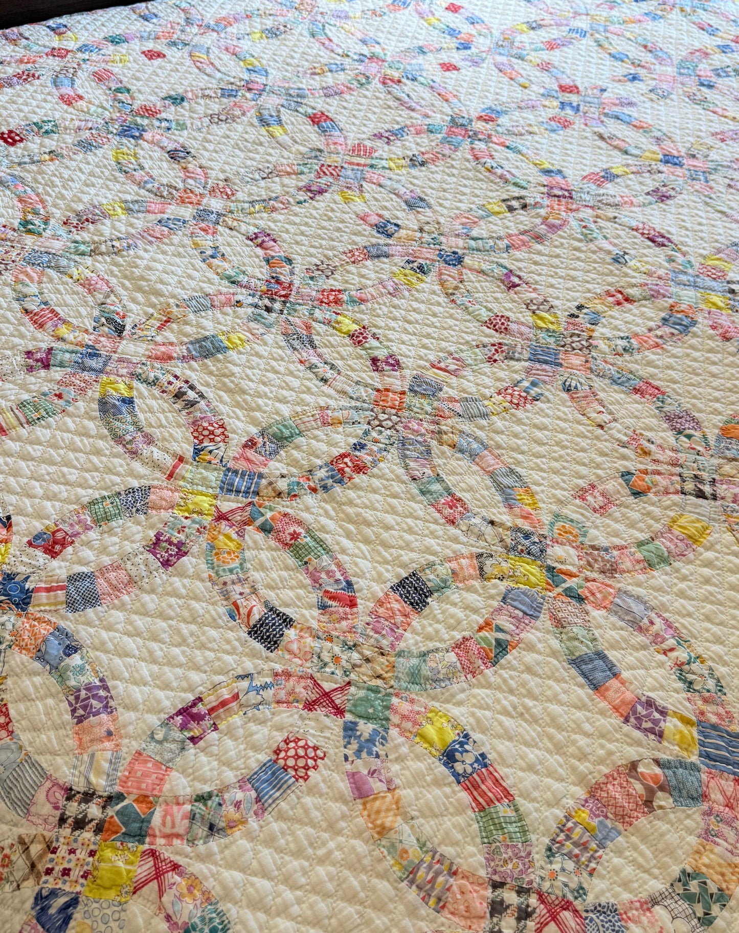 Small Scale Double Wedding Ring Quilt