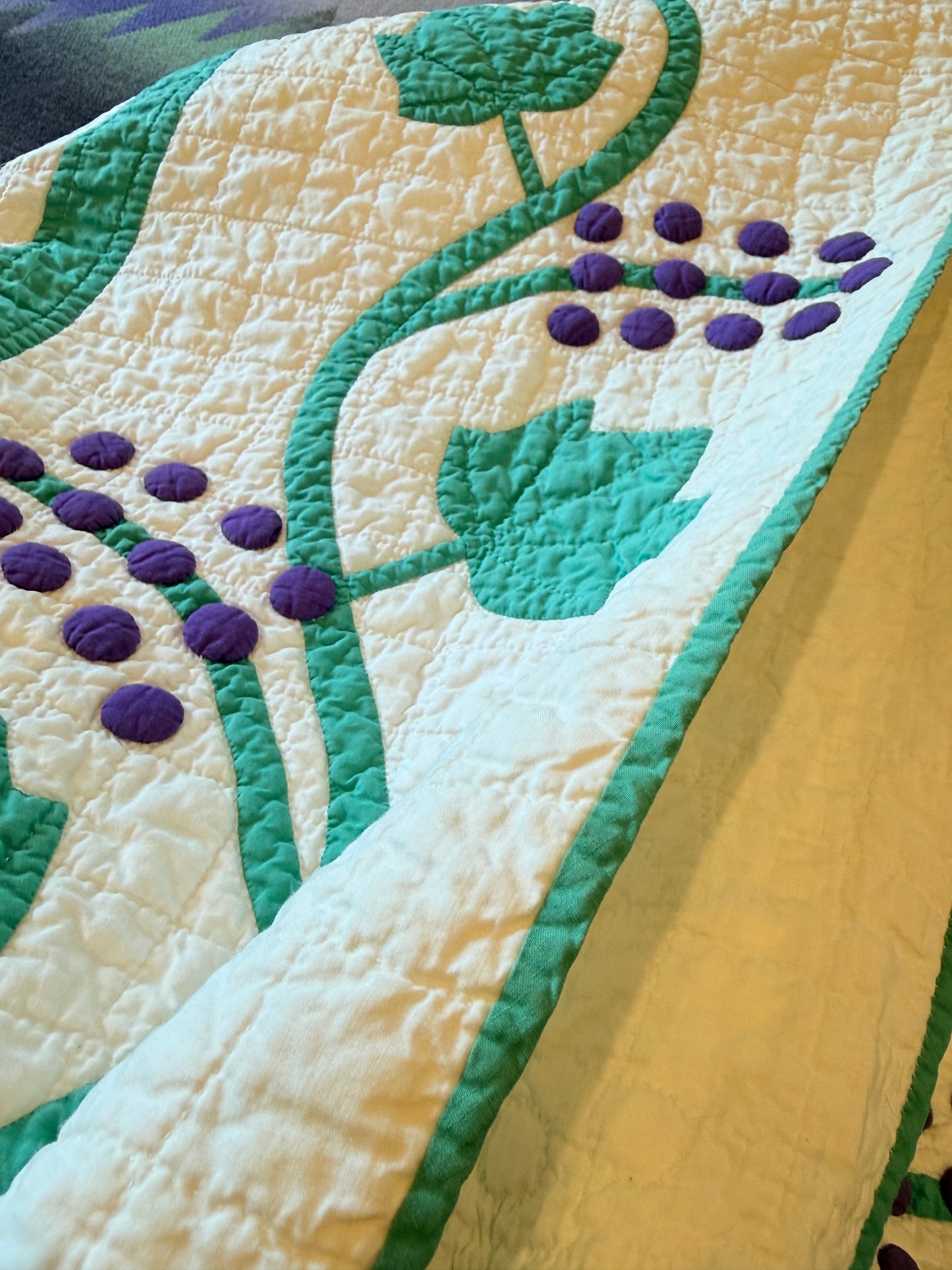 Delightful 9 Block Honeysuckle Quilt