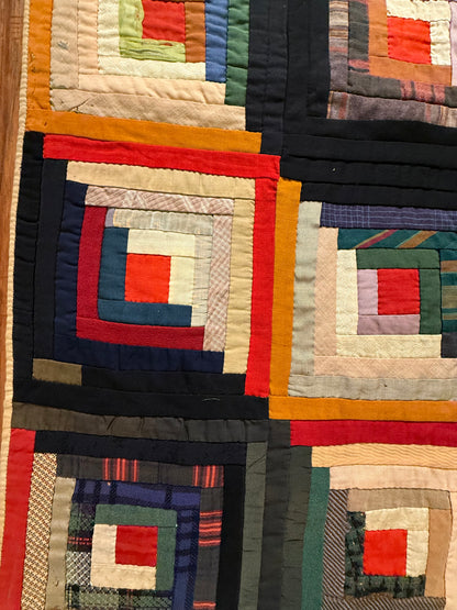 Barn Raising Log Cabin Quilt