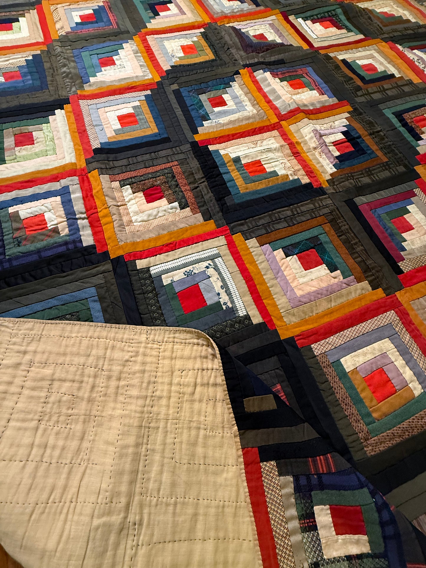 Barn Raising Log Cabin Quilt