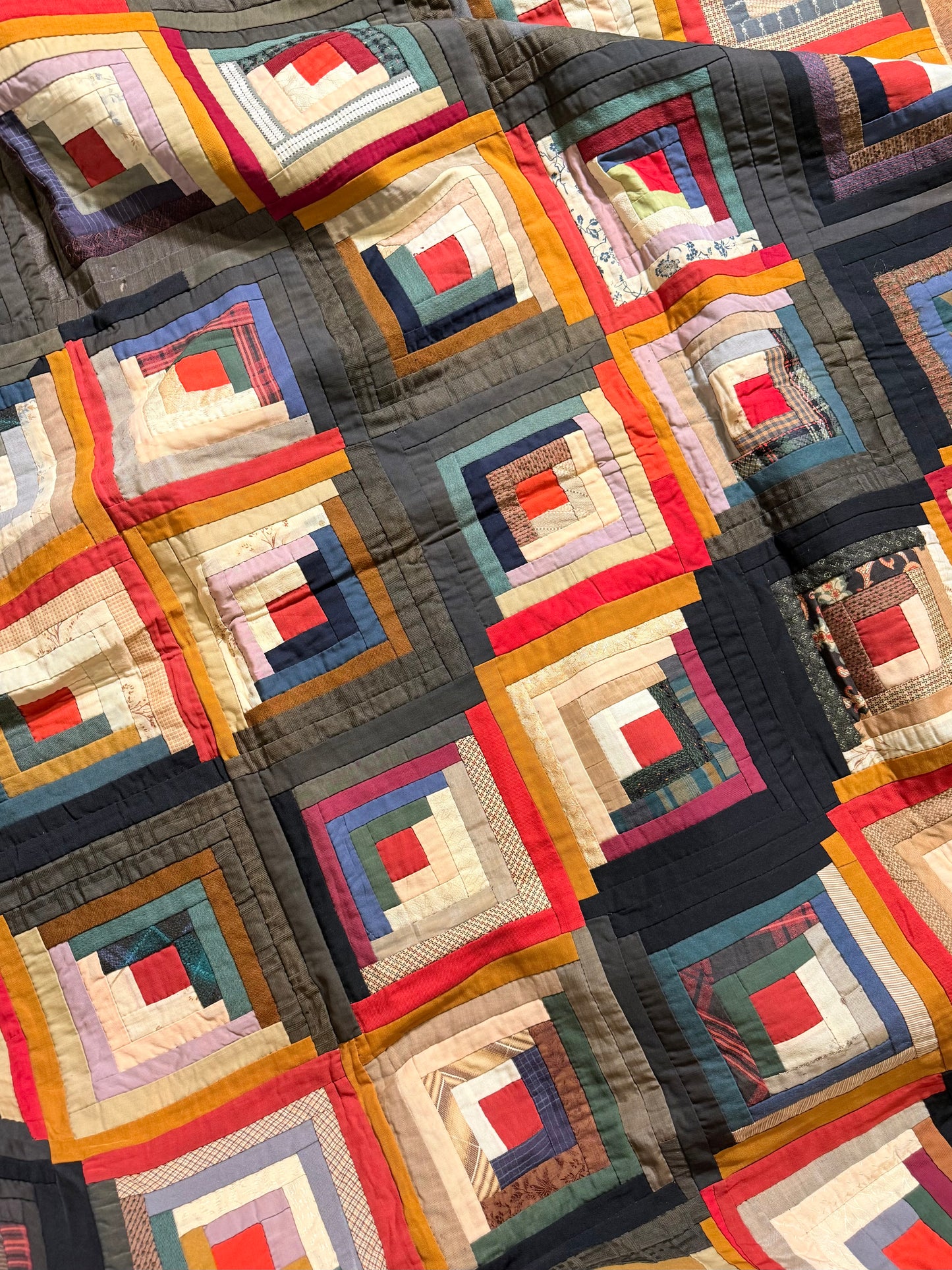 Barn Raising Log Cabin Quilt