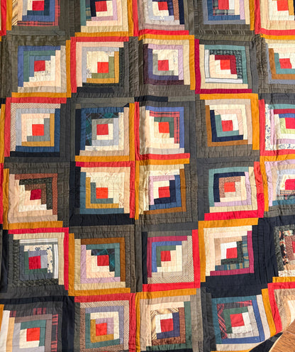 Barn Raising Log Cabin Quilt