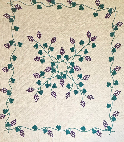 Medallion Vineyard of Grapes Appliqué Quilt