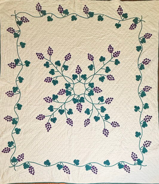 Medallion Vineyard of Grapes Appliqué Quilt