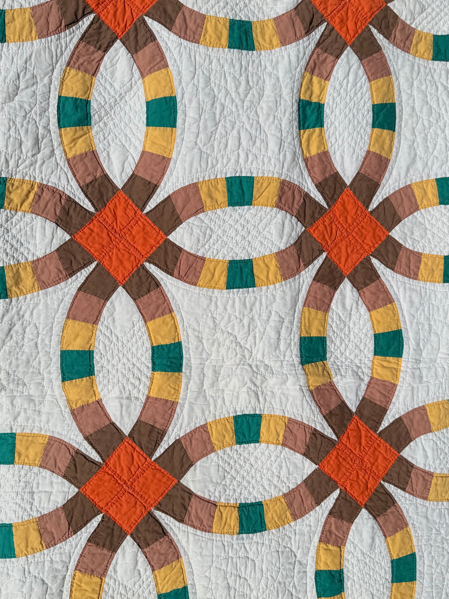 Double Wedding Ring in Solids Quilt