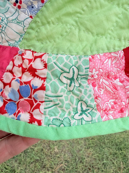 A Double Wedding Ring Quilt With a Twist