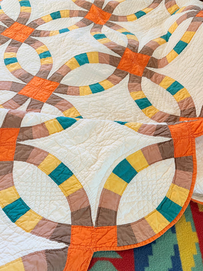 Double Wedding Ring in Solids Quilt