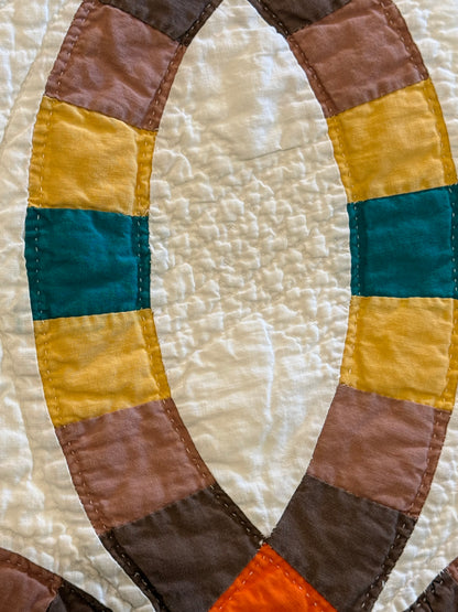 Double Wedding Ring in Solids Quilt