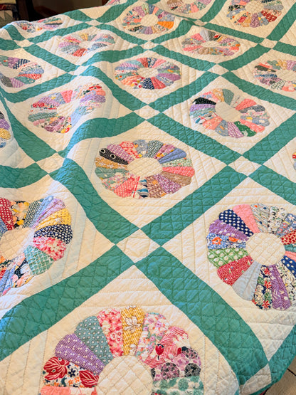 Dresden Plate Quilt