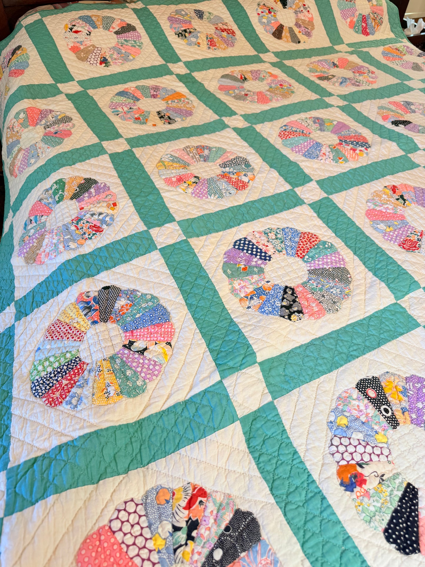 Dresden Plate Quilt