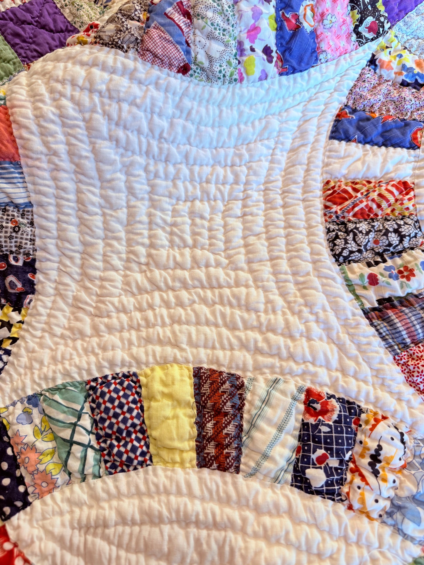 Sweet Double Wedding Ring Quilt