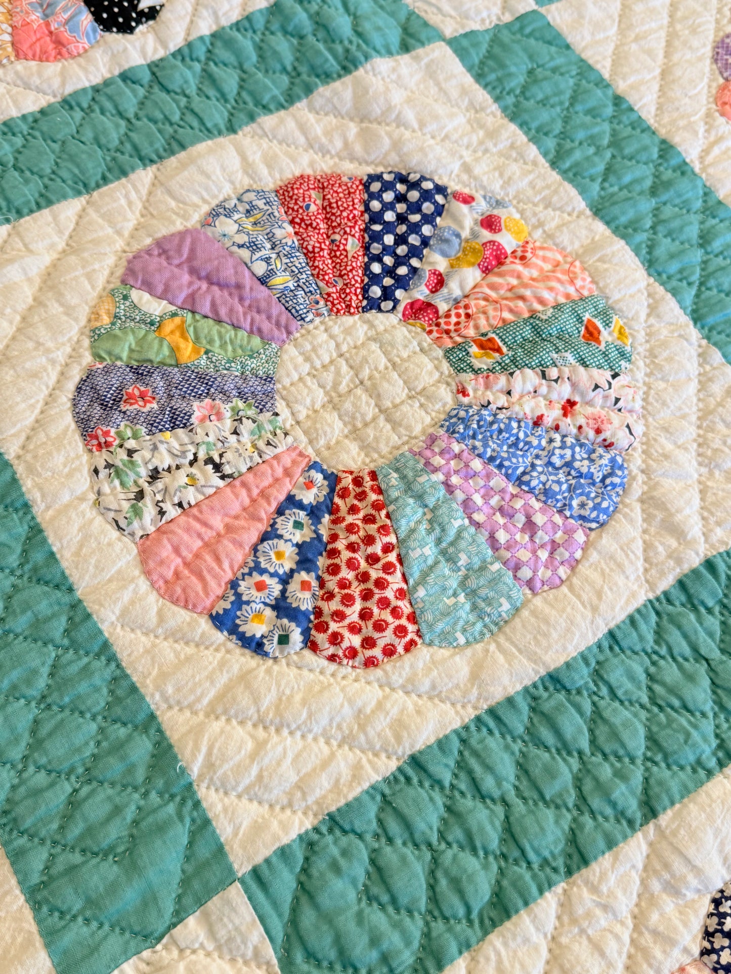 Dresden Plate Quilt