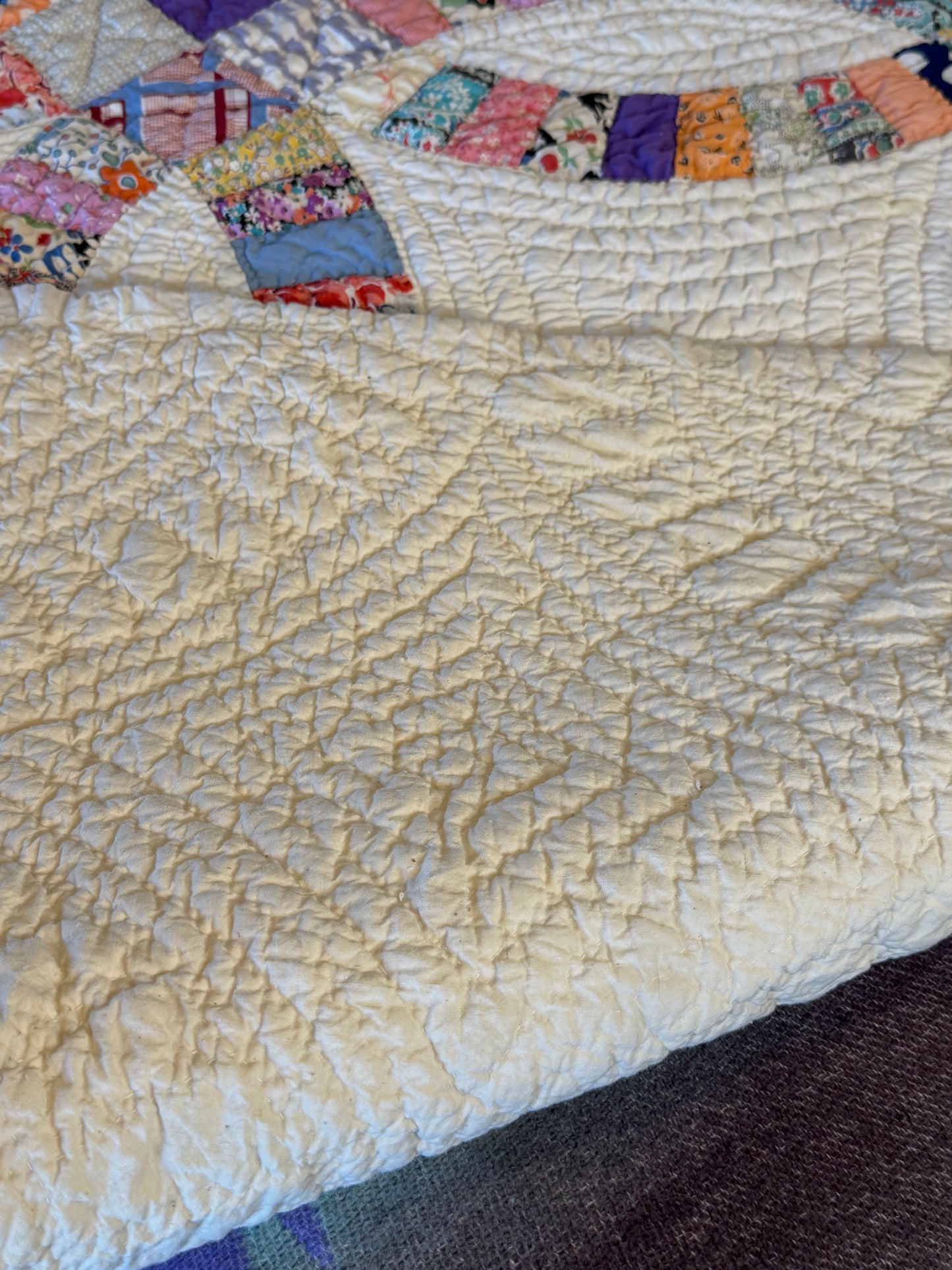 Sweet Double Wedding Ring Quilt