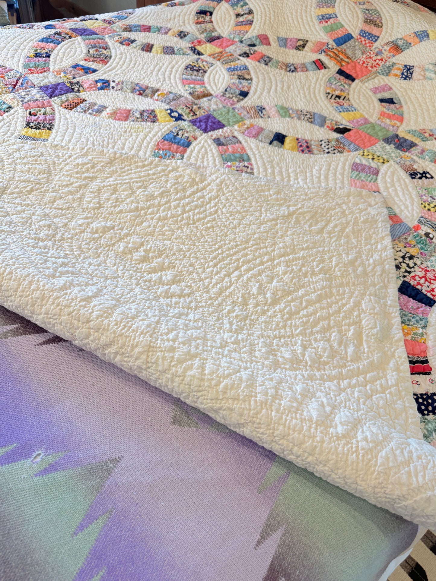 Sweet Double Wedding Ring Quilt
