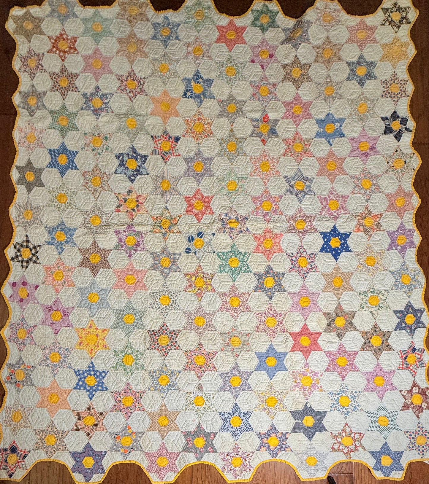 Smaller Scale Six Point Hexagonal Stars Quilt