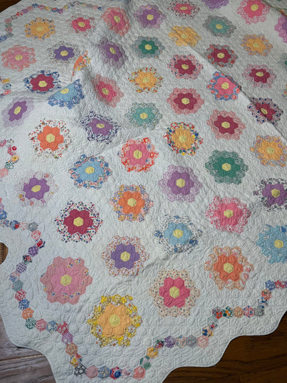 Small Scale Flower Garden Quilt with Border