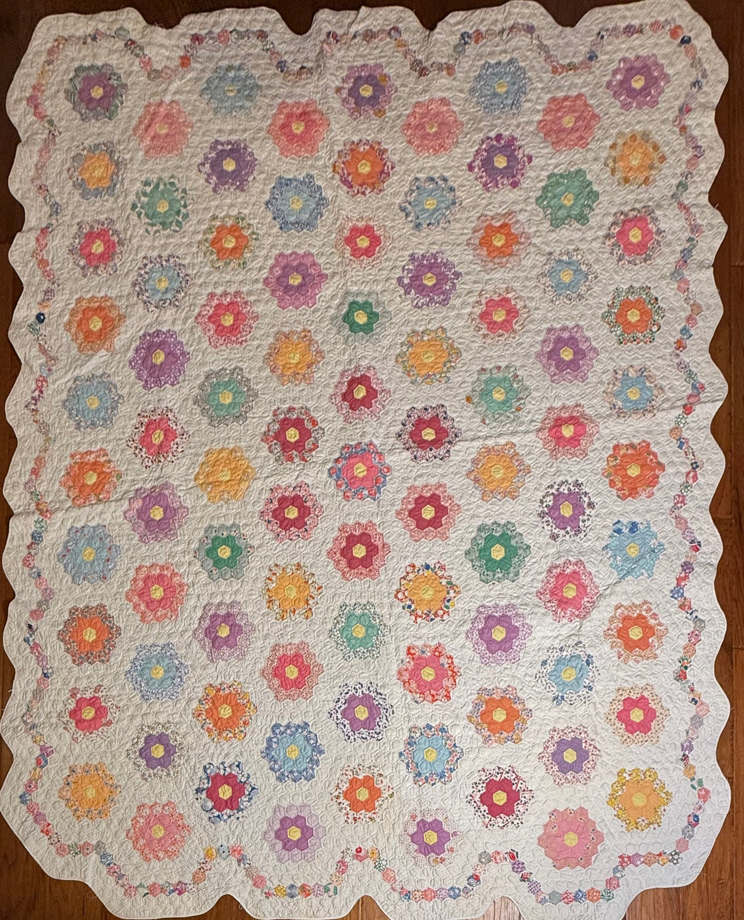 Small Scale Flower Garden Quilt with Border