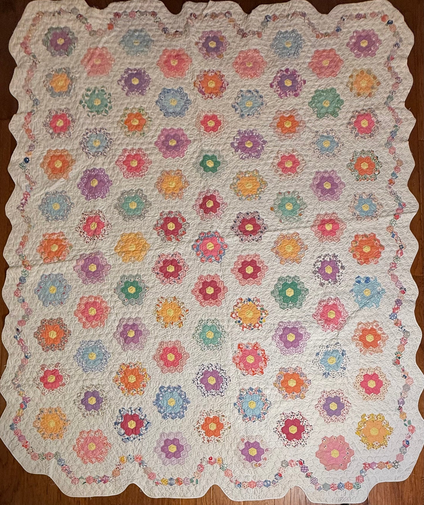 Small Scale Flower Garden Quilt with Border