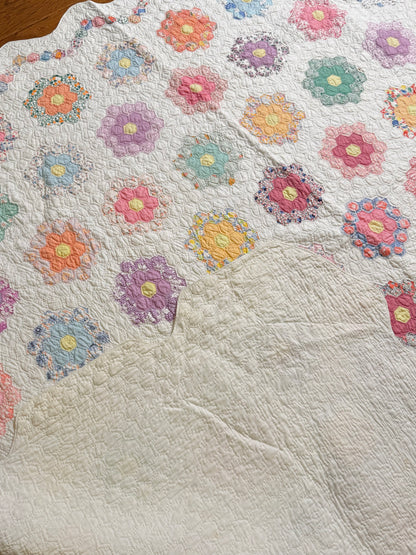 Small Scale Flower Garden Quilt with Border