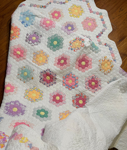 Small Scale Flower Garden Quilt with Border