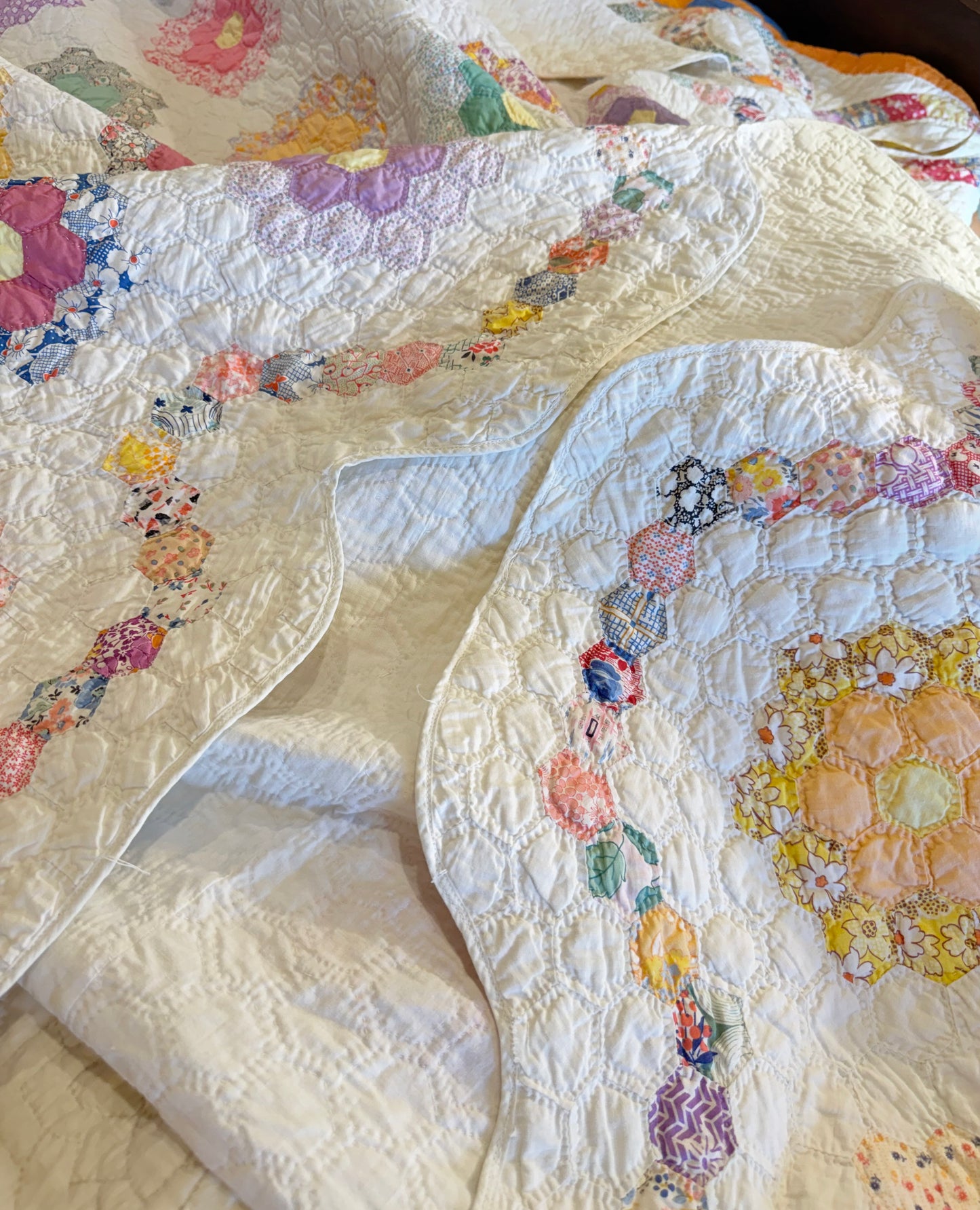 Small Scale Flower Garden Quilt with Border
