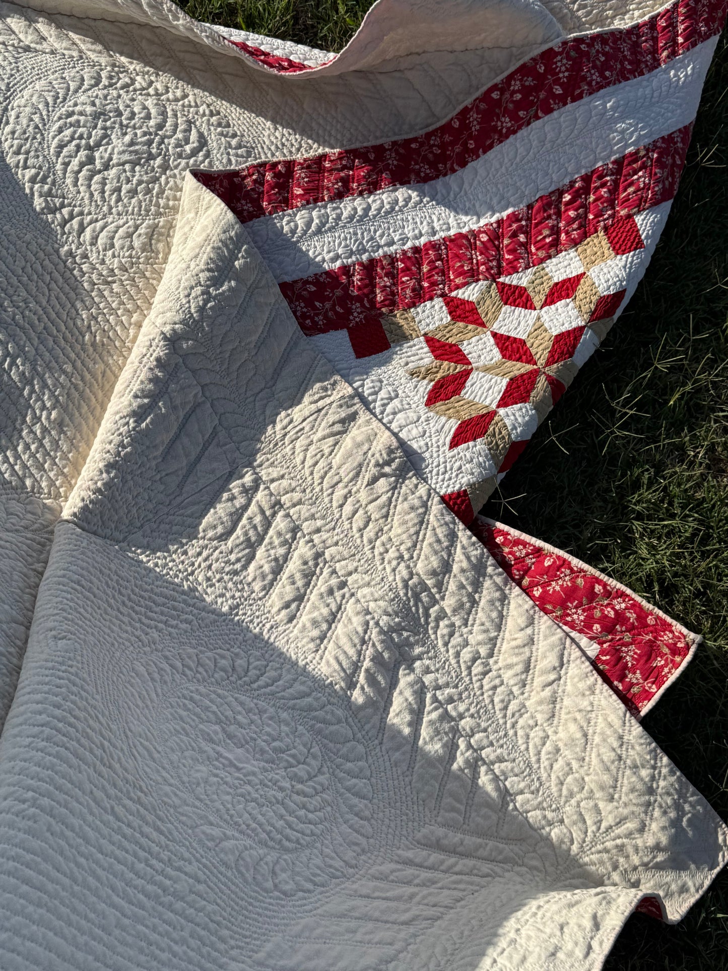 Outstanding Carpenters Wheel Quilt