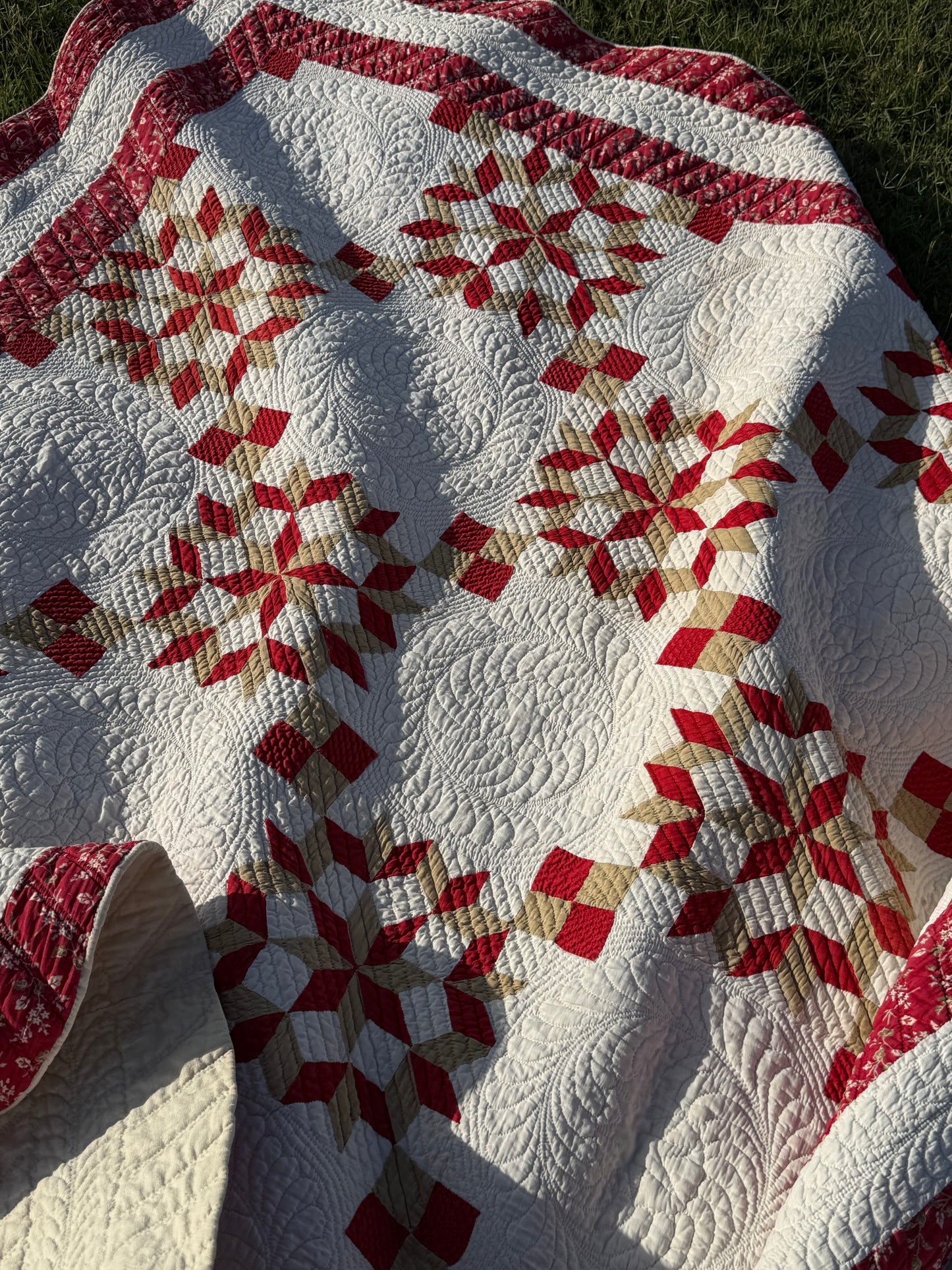 Outstanding Carpenters Wheel Quilt
