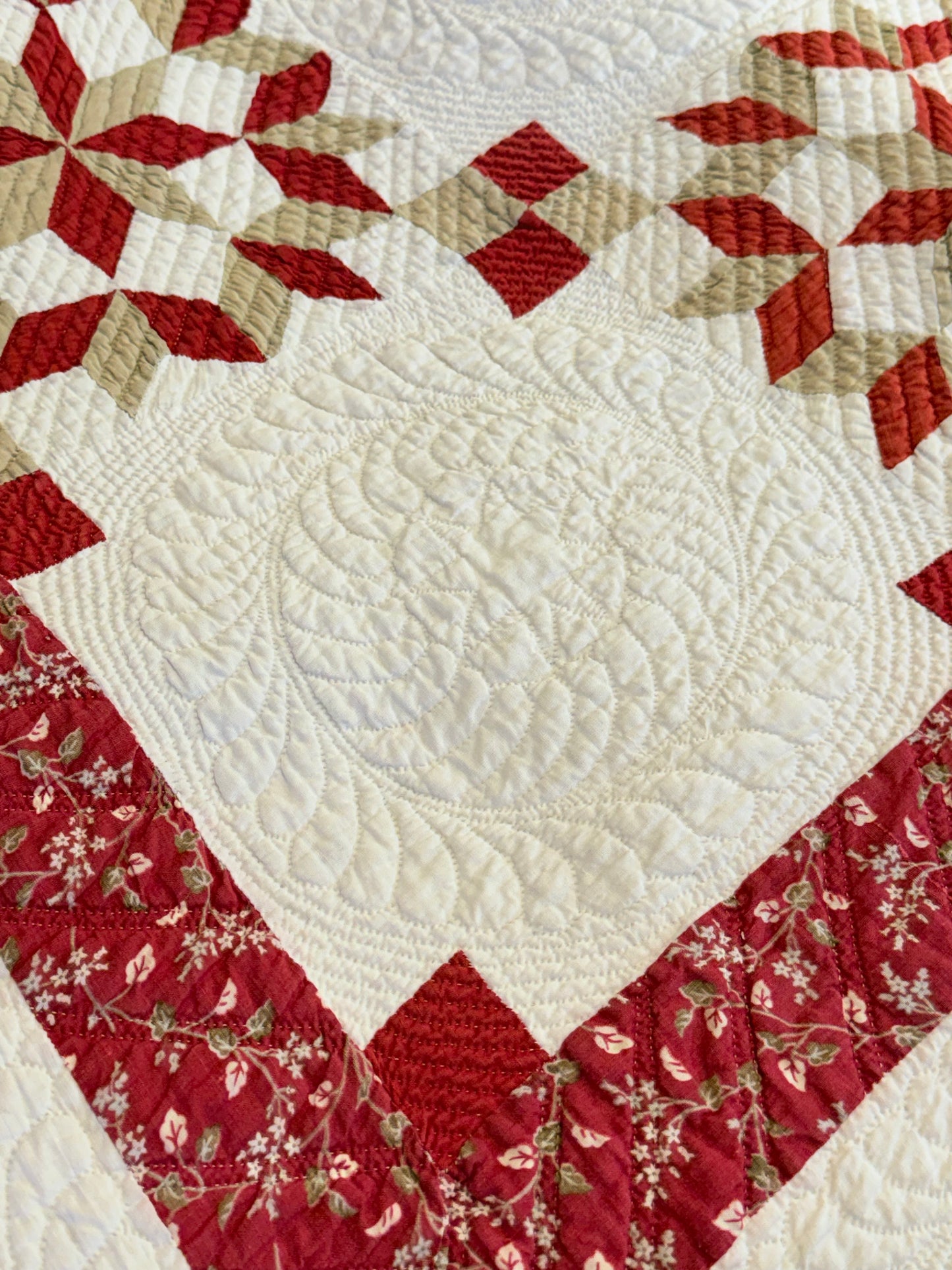 Outstanding Carpenters Wheel Quilt
