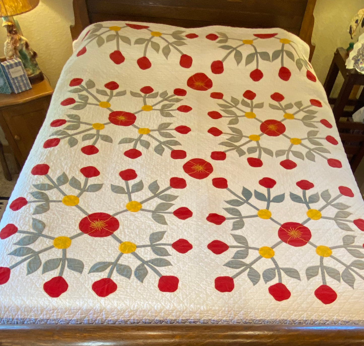 Early Rose and Tulips Quilt