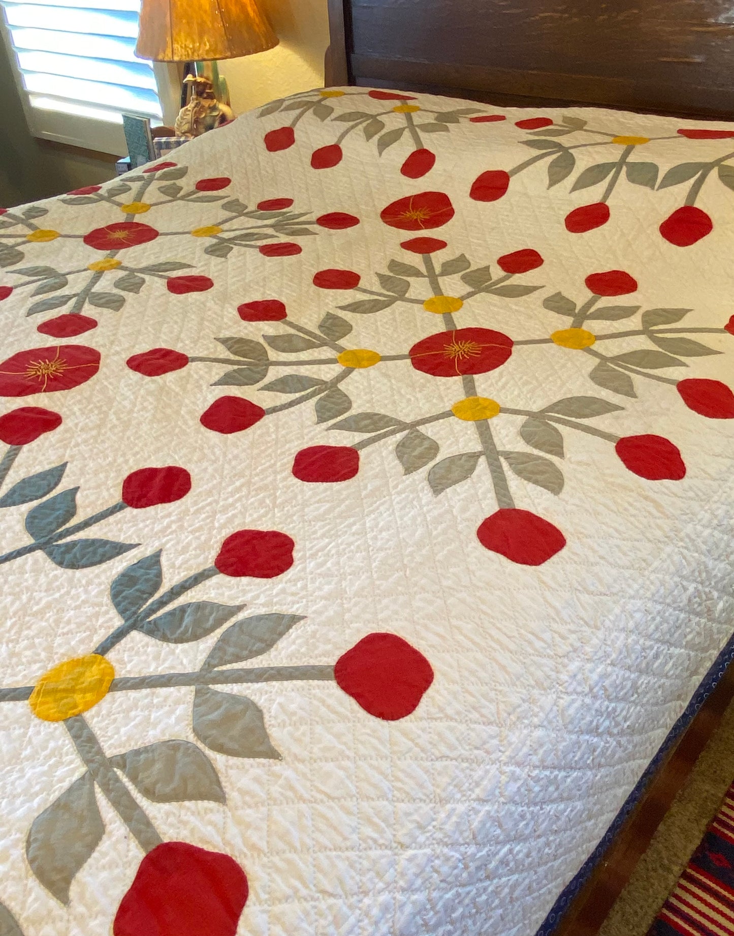 Early Rose and Tulips Quilt