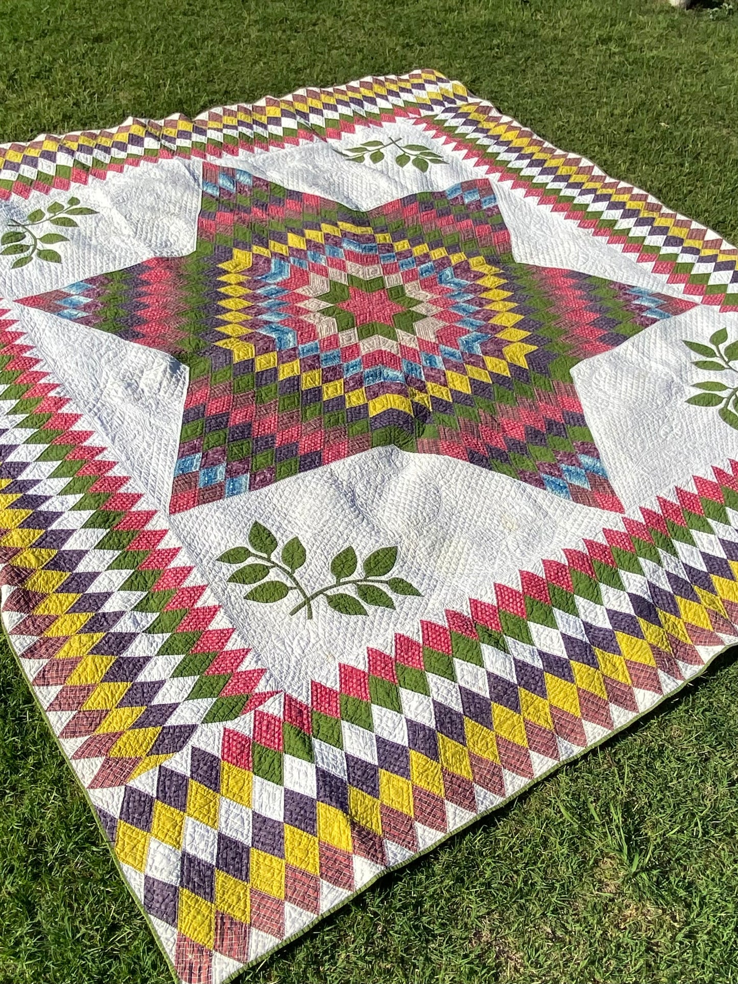 Circa 1850’s Blazing Stars Quilt with Diamonds Border