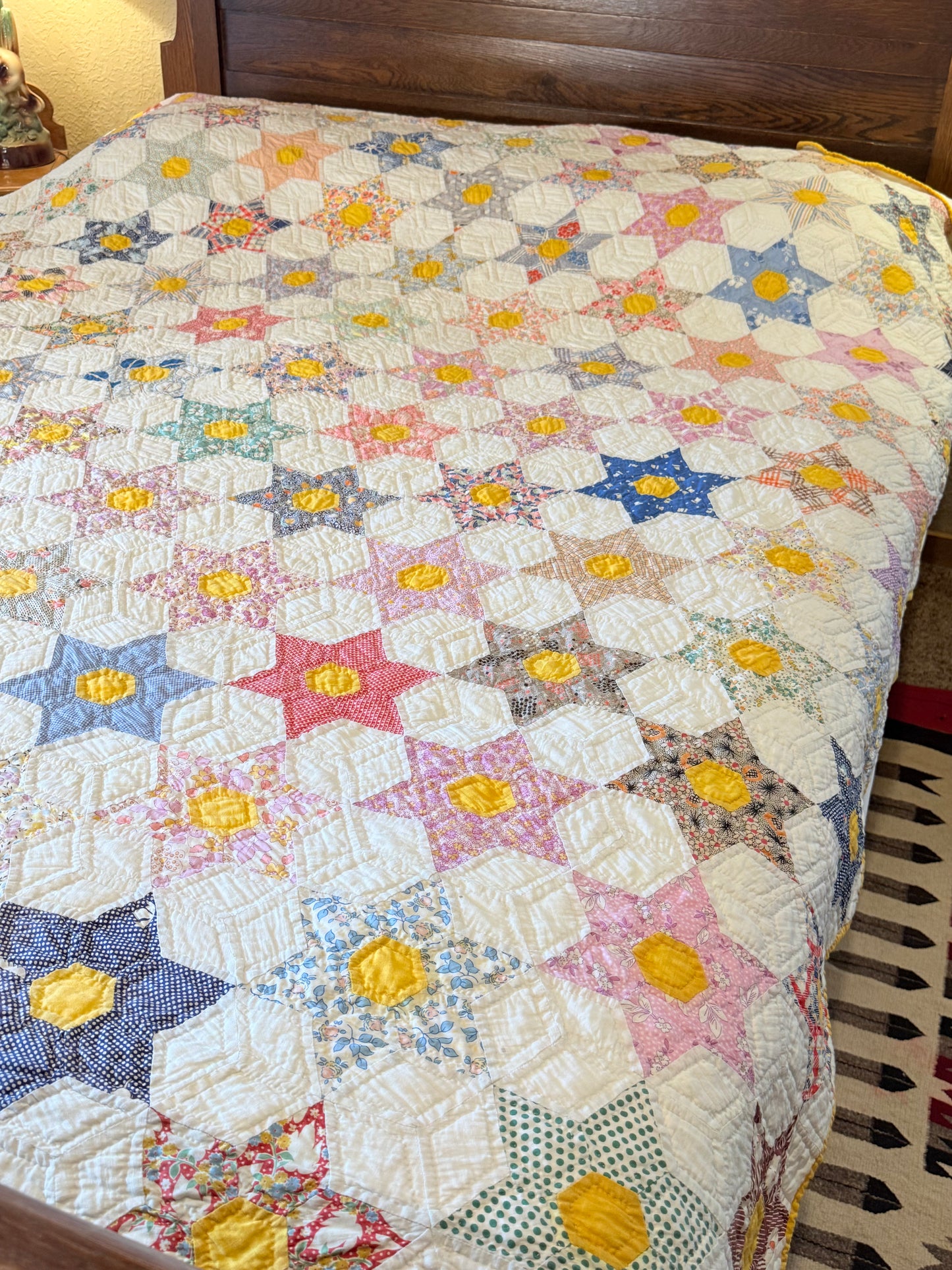 Smaller Scale Six Point Hexagonal Stars Quilt