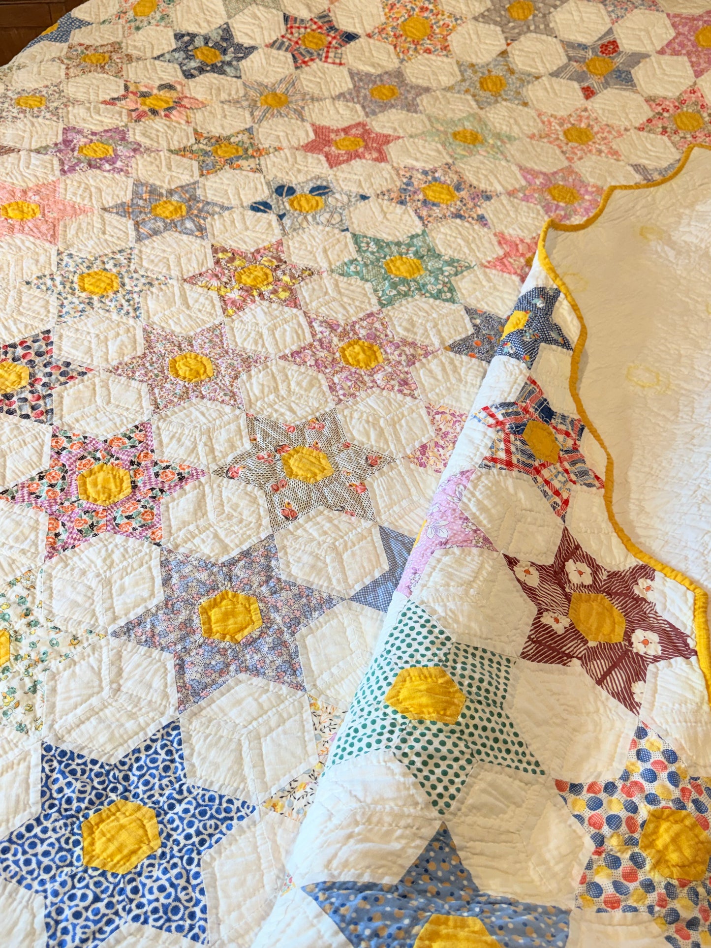 Smaller Scale Six Point Hexagonal Stars Quilt