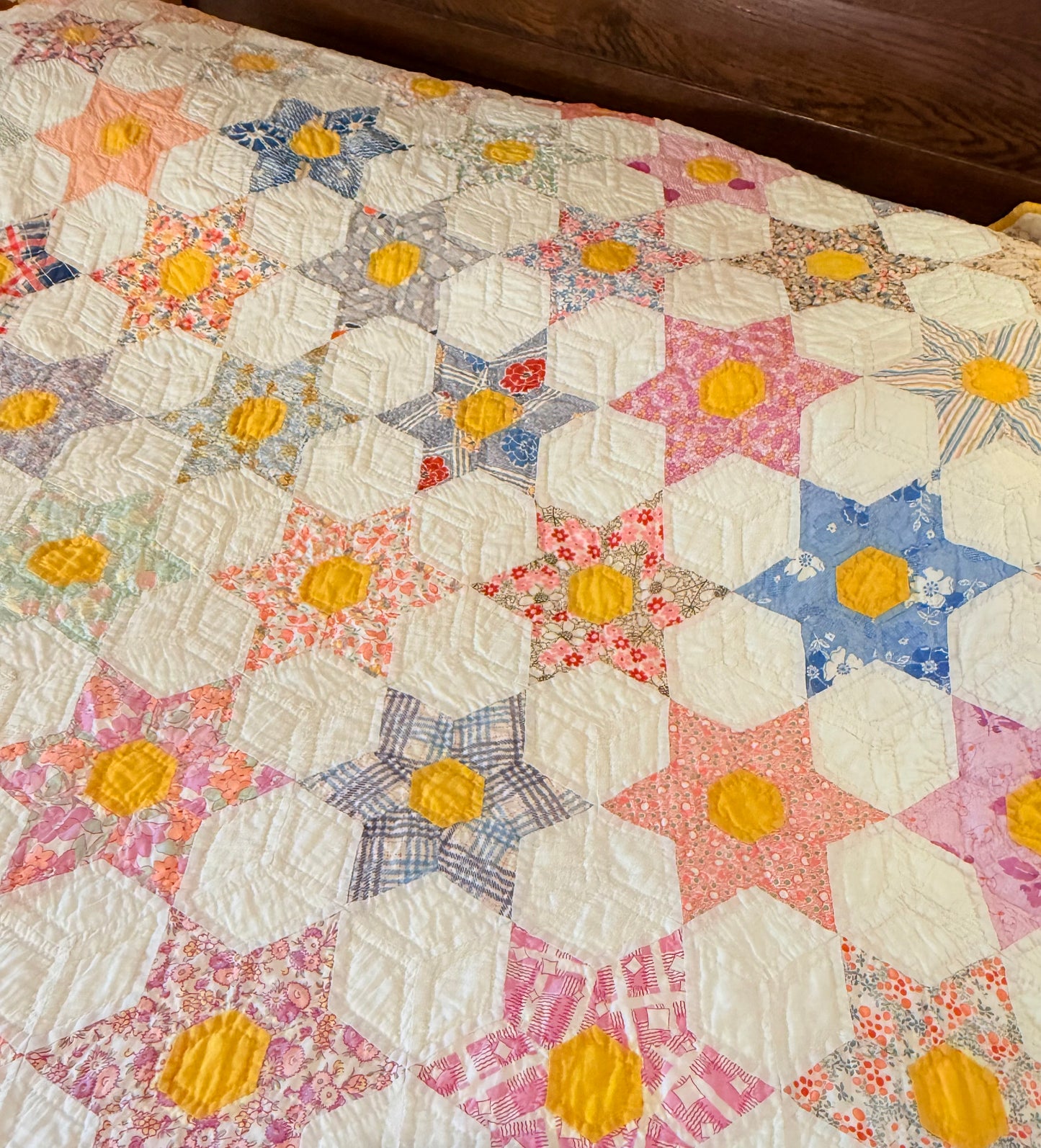 Smaller Scale Six Point Hexagonal Stars Quilt