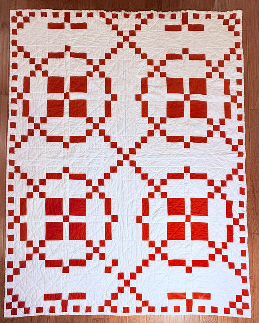 Red and White Burgoyne Surrounded Quilt With Blocks Border