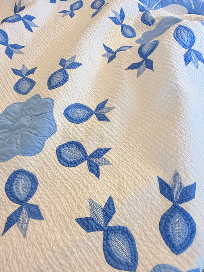 Exquisite The Ladies  Dream Appliqué Quilt Dated