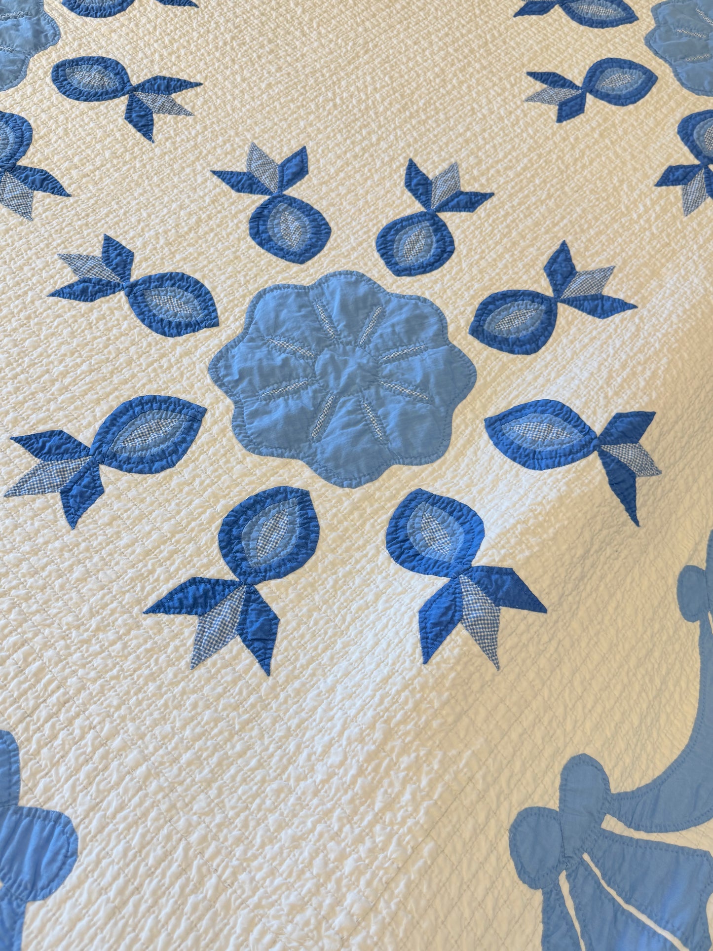 Exquisite The Ladies  Dream Appliqué Quilt Dated