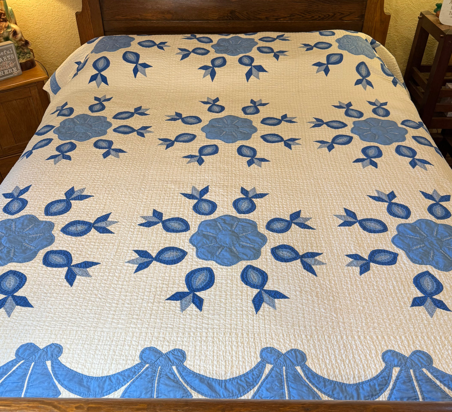 Exquisite The Ladies  Dream Appliqué Quilt Dated