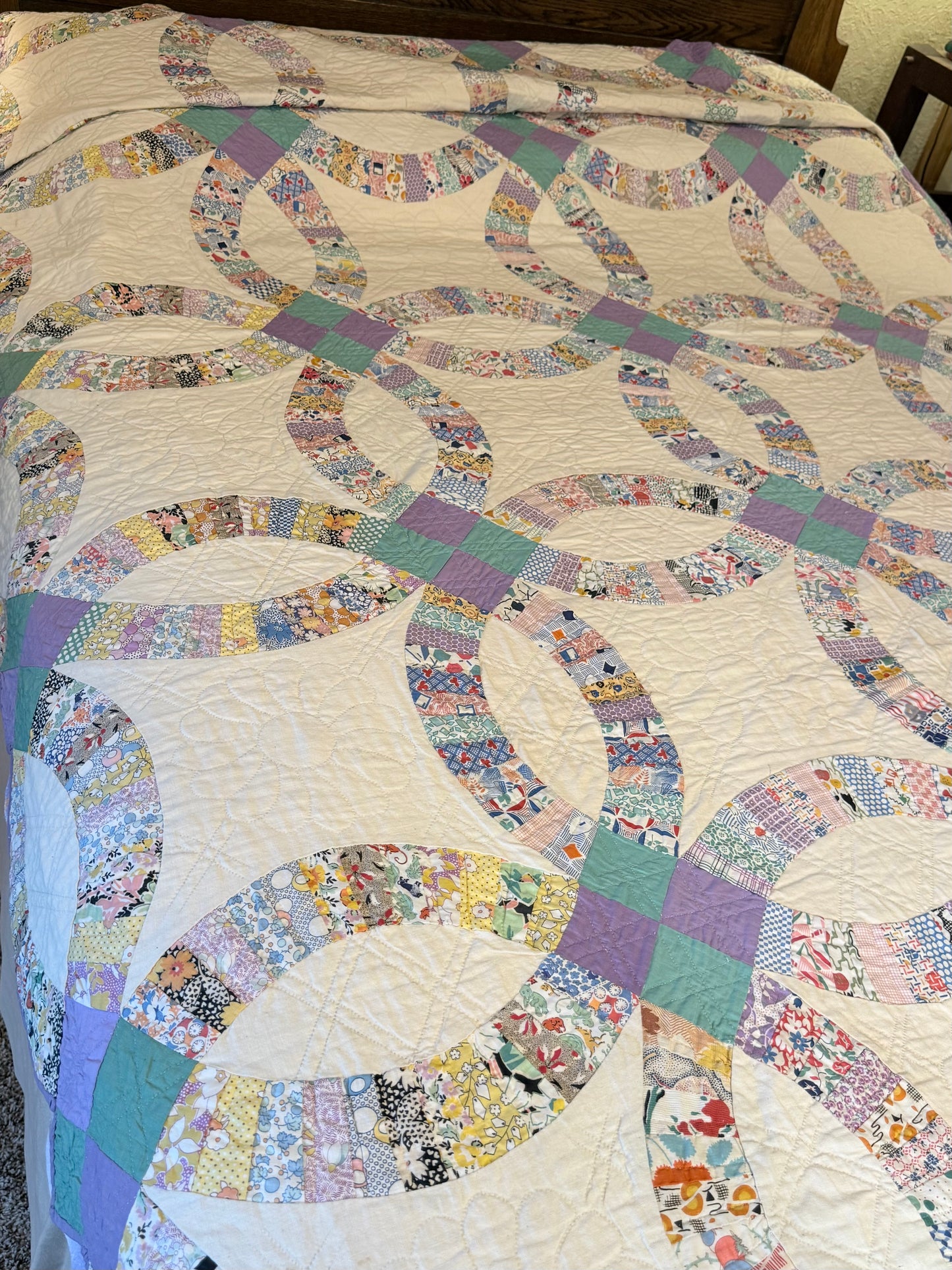 Double Wedding Ring Quilt  1930’s